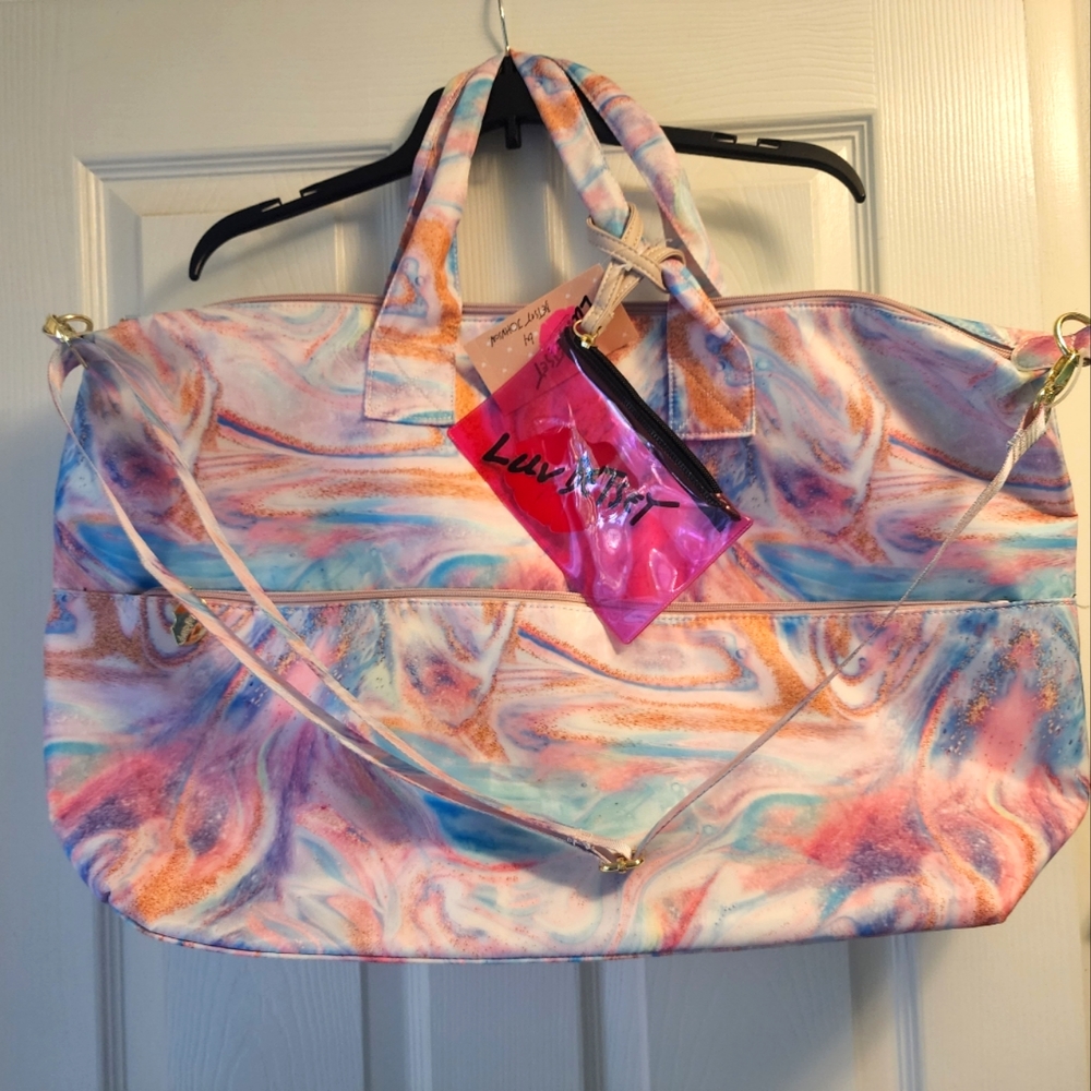 NWT  Luv Betsey Betsey Johnson weekender with logo